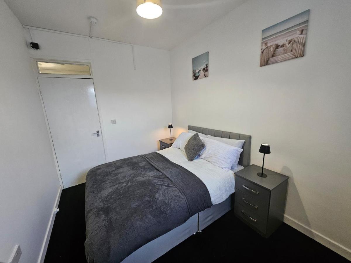Apartment Fully Furnished 1br L Wifi, Kitchen, Liverpool