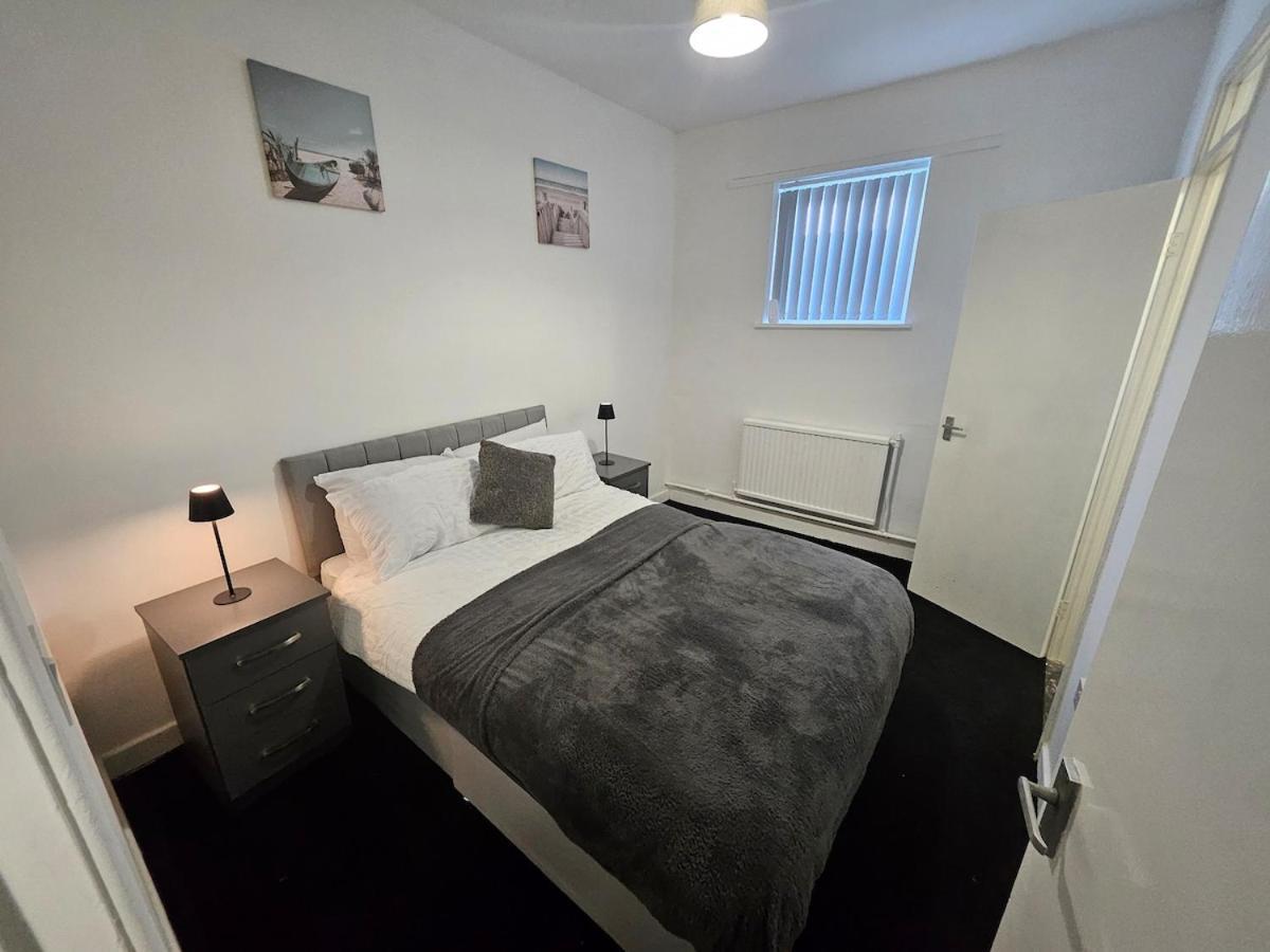 Apartment Fully Furnished 1br L Wifi, Kitchen, Liverpool